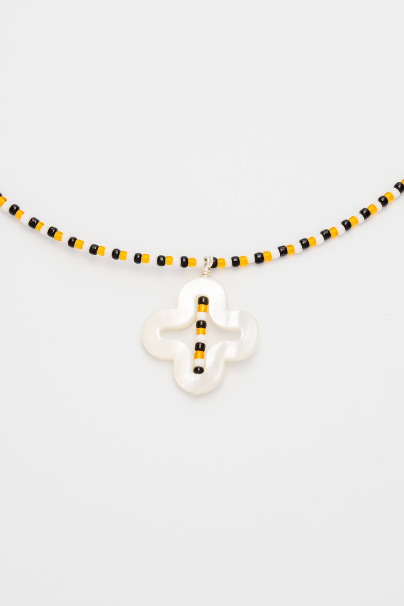 B213_Suma Necklace - MOP Cross_L_03