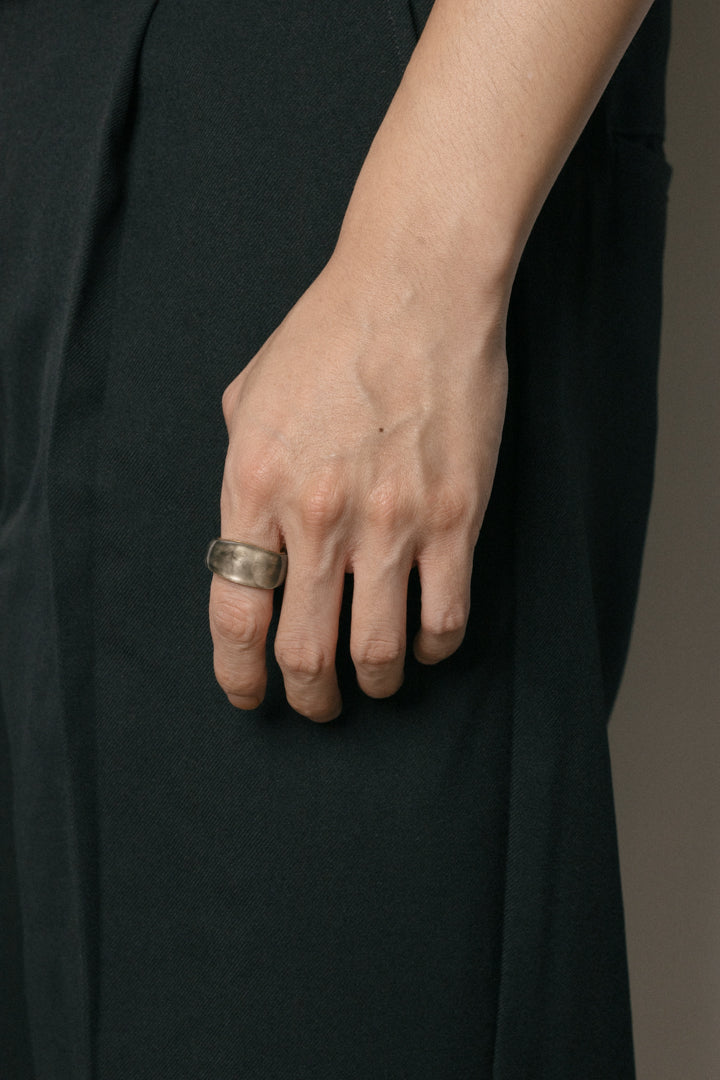 B213_A Virtuous Circle?' Ring - Smokey Quartz_L_02