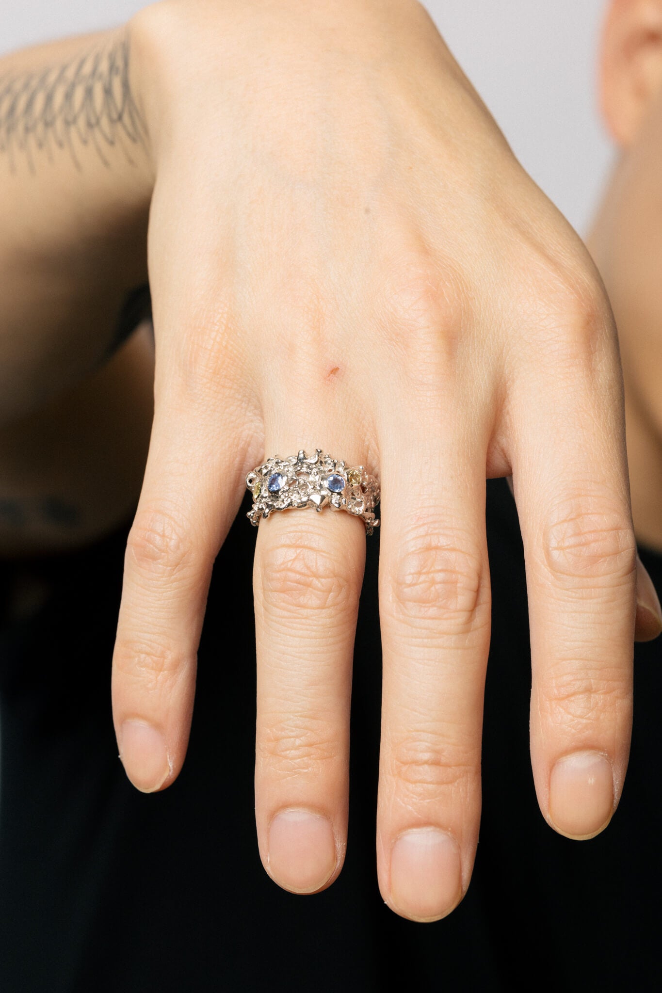 B213_Venus Flytrap Ring_L_06
