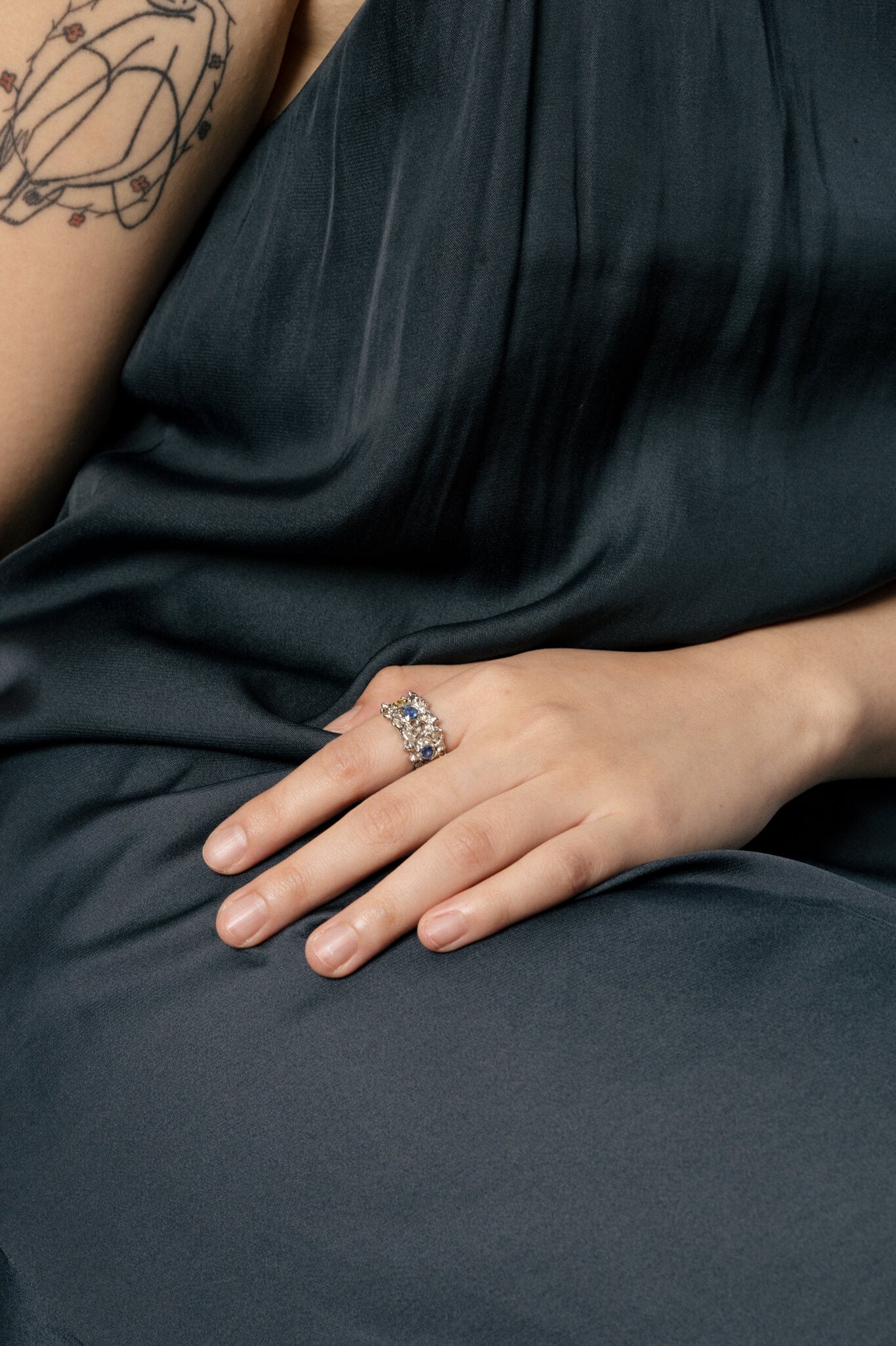 B213_Venus Flytrap Ring_L_09