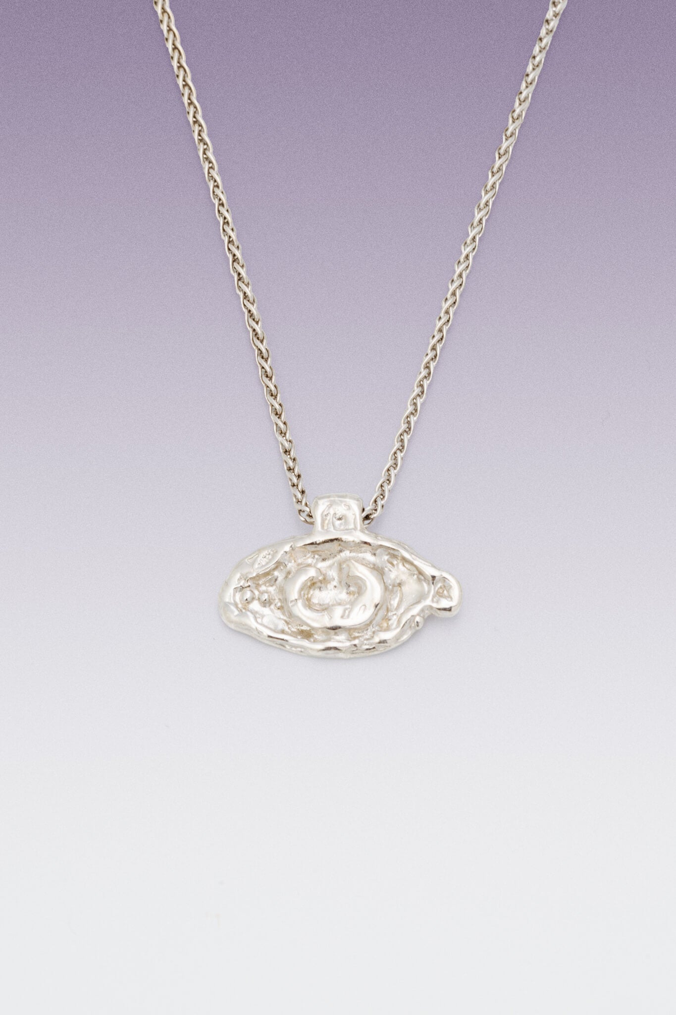 B213_Protective Pendant Eye Necklace_L_01