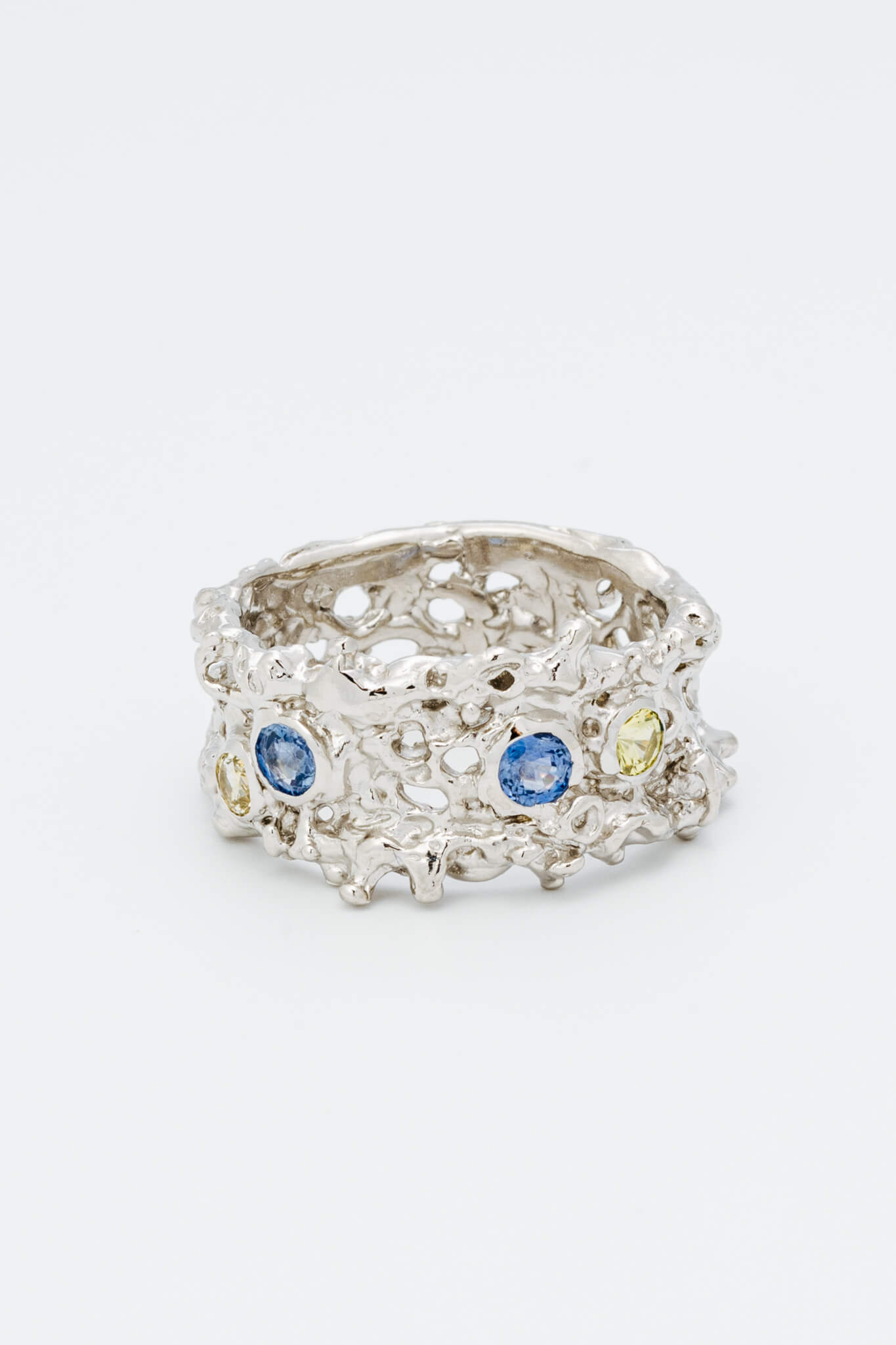 B213_Venus Flytrap Ring_L_02