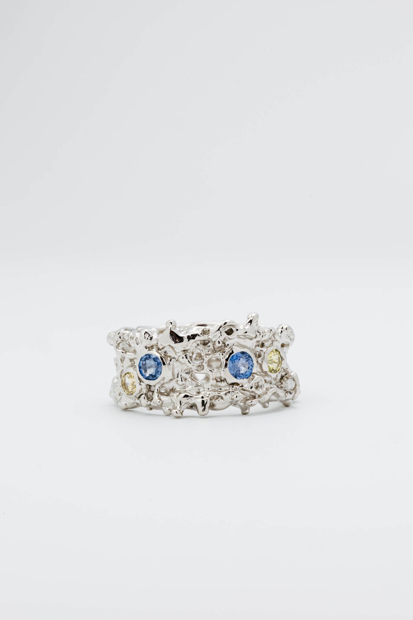 B213_Venus Flytrap Ring_L_04
