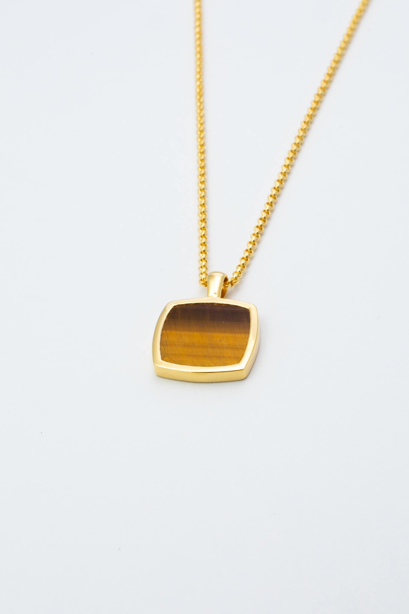 B213_Cushion Pendant - Tiger Eye Gold_L_03