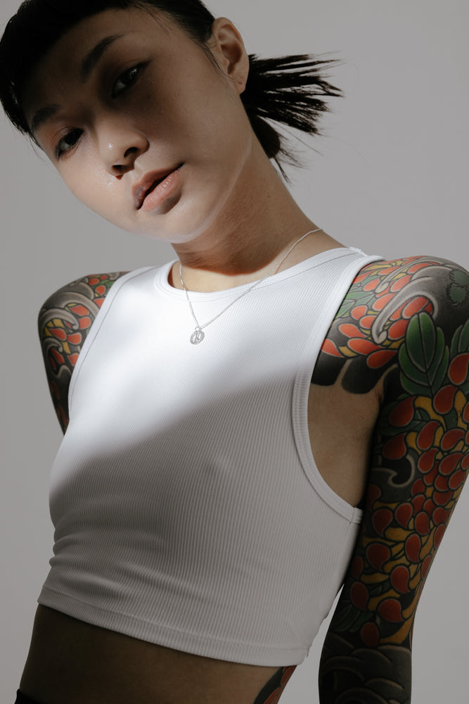 B213_Peace Symbol Necklace_L_02