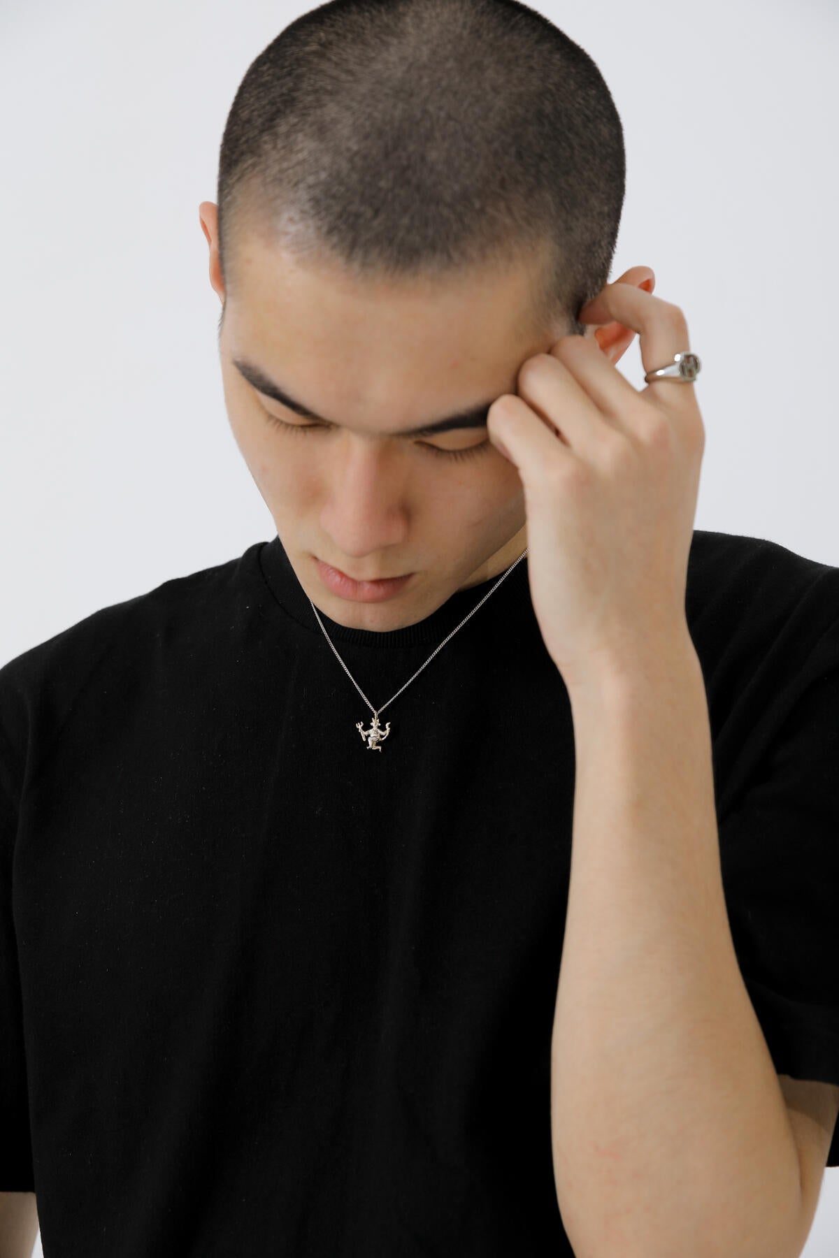 B213_Devil Necklace_L_02