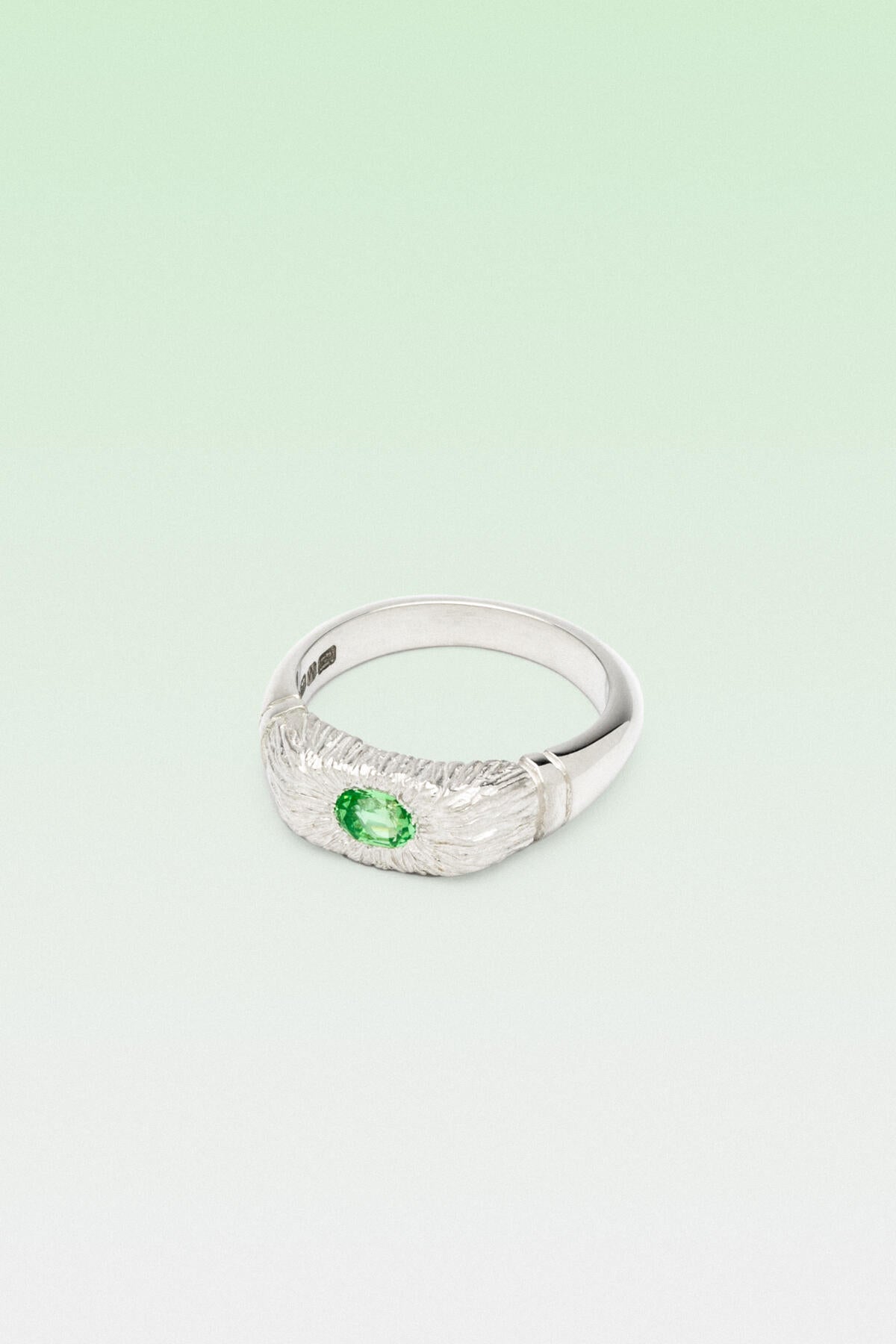 B213_Hand Me Down Ring - Green_L_01