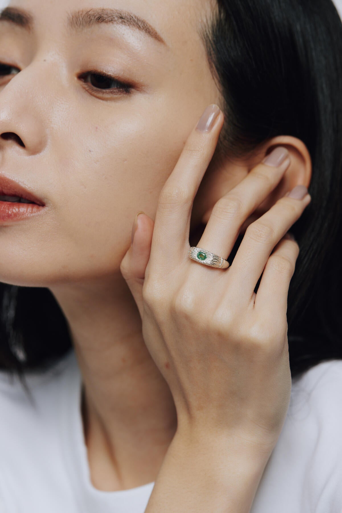 B213_Hand Me Down Ring - Green_L_01