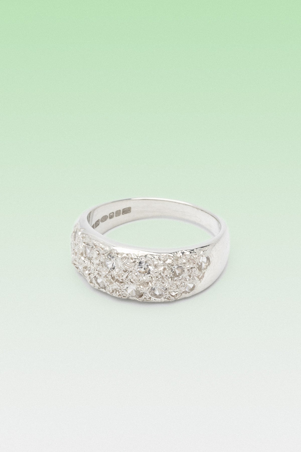 B213_Mini Riviera Ring - Clear_L_01