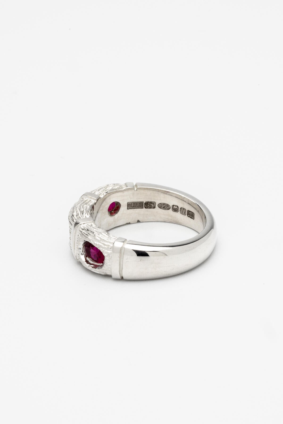 B213_Window Box Ring - Green & Red_L_02