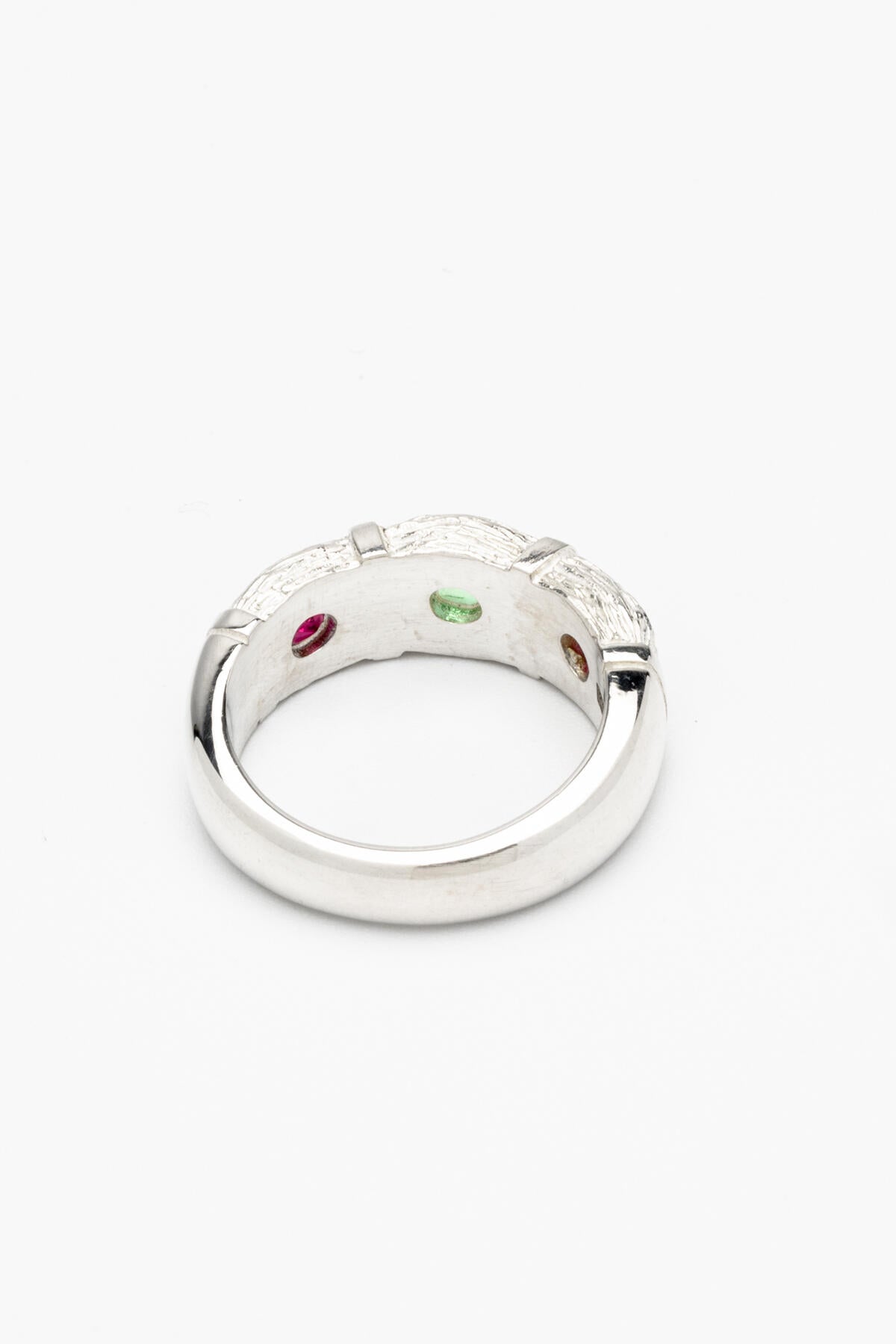 B213_Window Box Ring - Green & Red_L_04