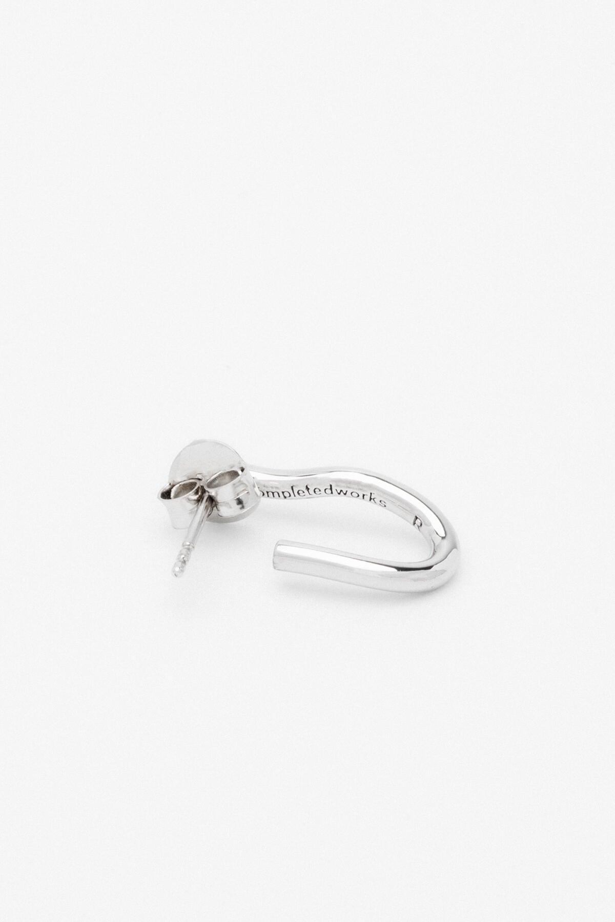 B213_Fall II - Single Earring_L_03
