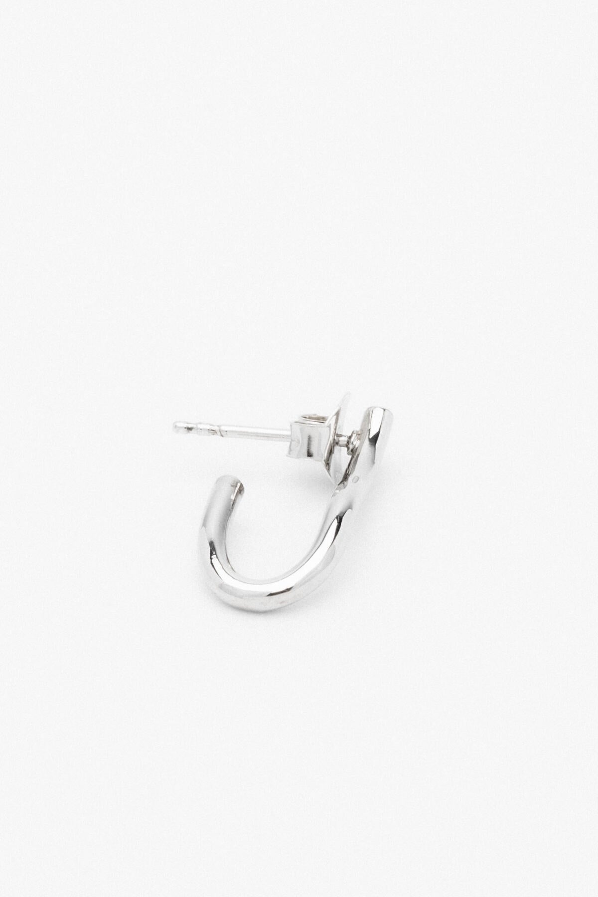 B213_Fall II - Single Earring_L_04