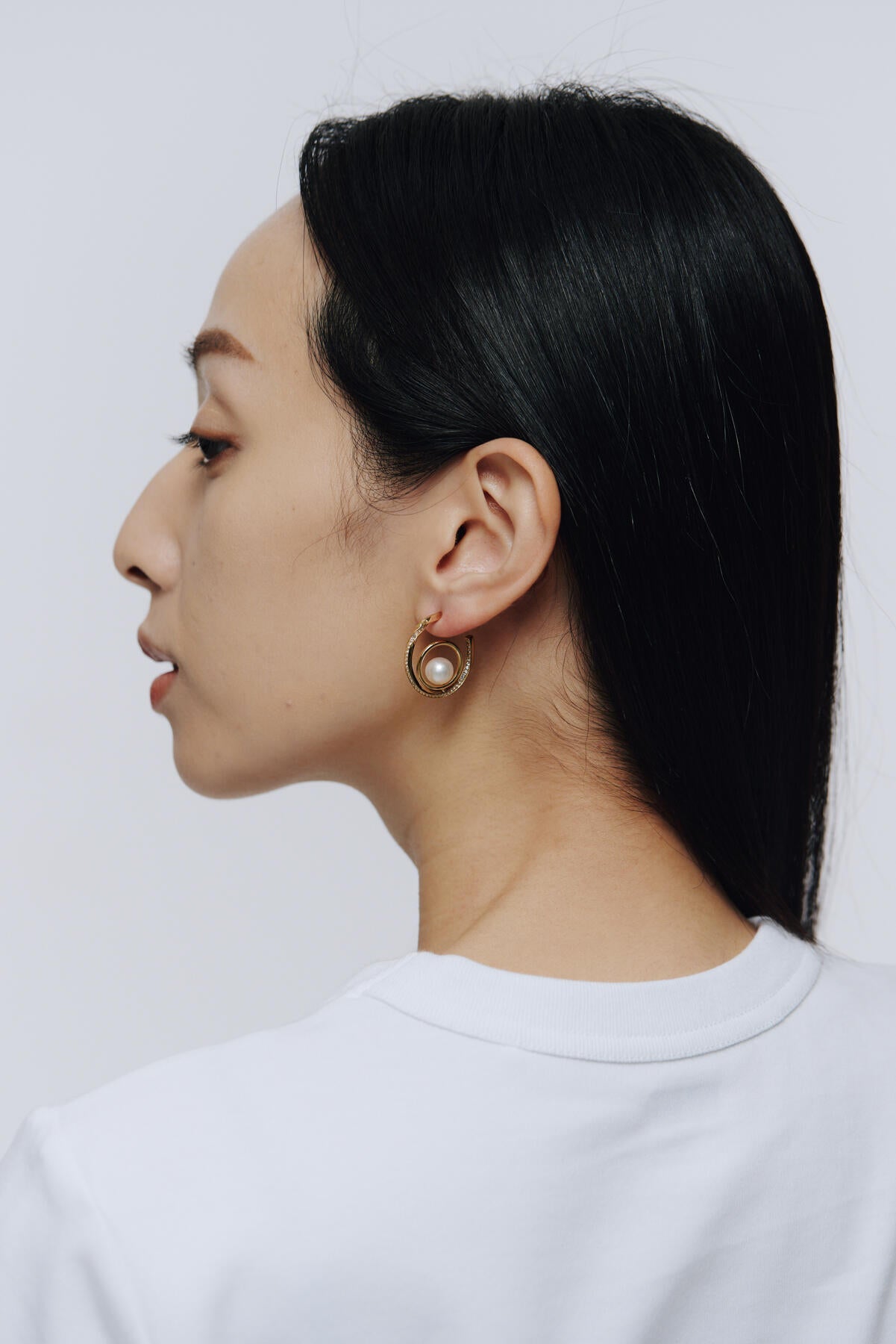 B213_Pulse Earrings_L_02