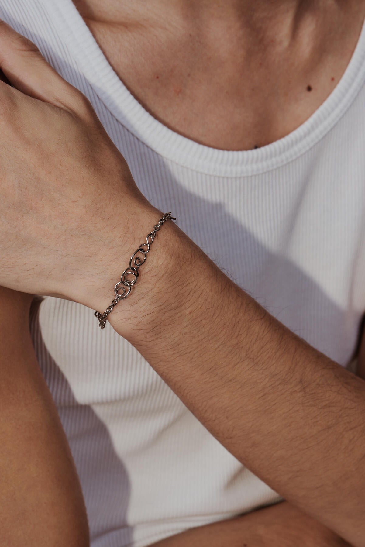 B213_Searcher Bracelet_L_03