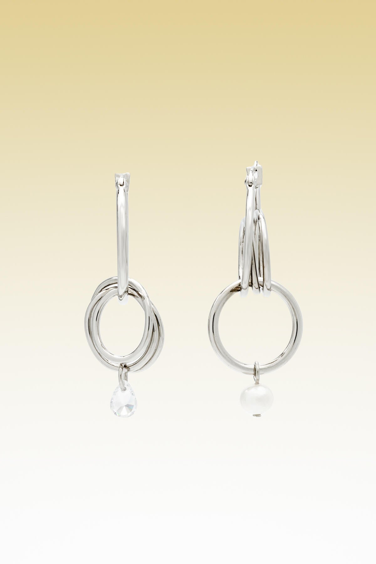B213_Stream Earrings - Silver_L_01