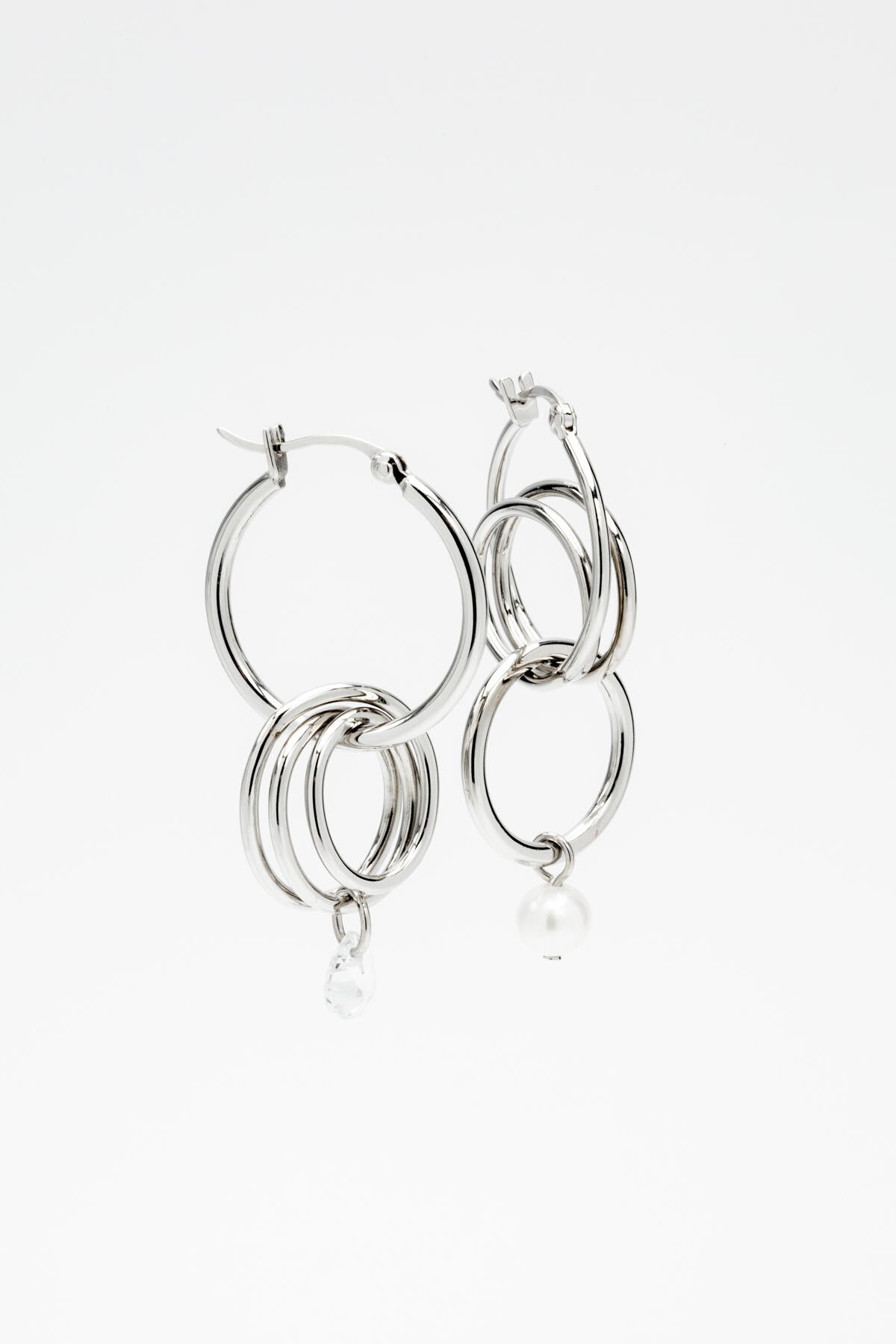 B213_Stream Earrings - Silver_L_02