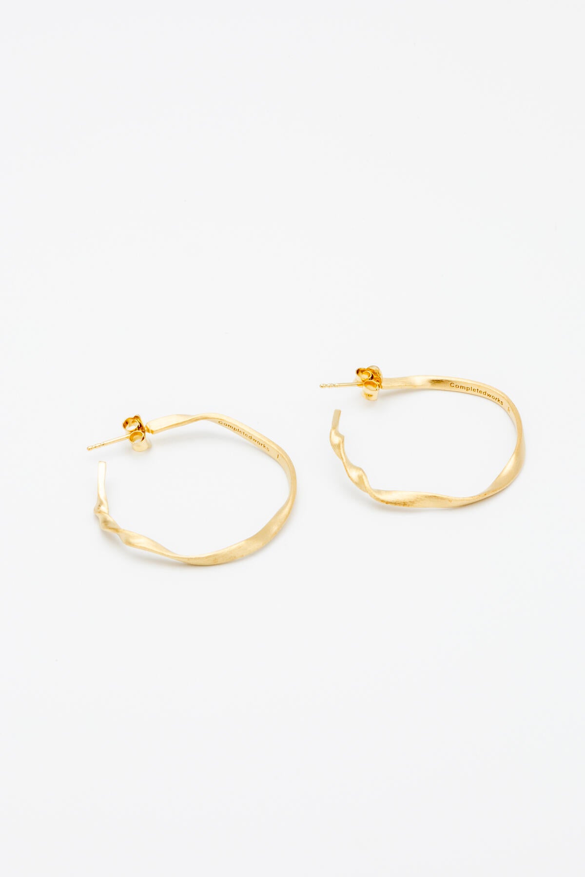 B213_The Tenderest Thing Earrings - Gold_L_02