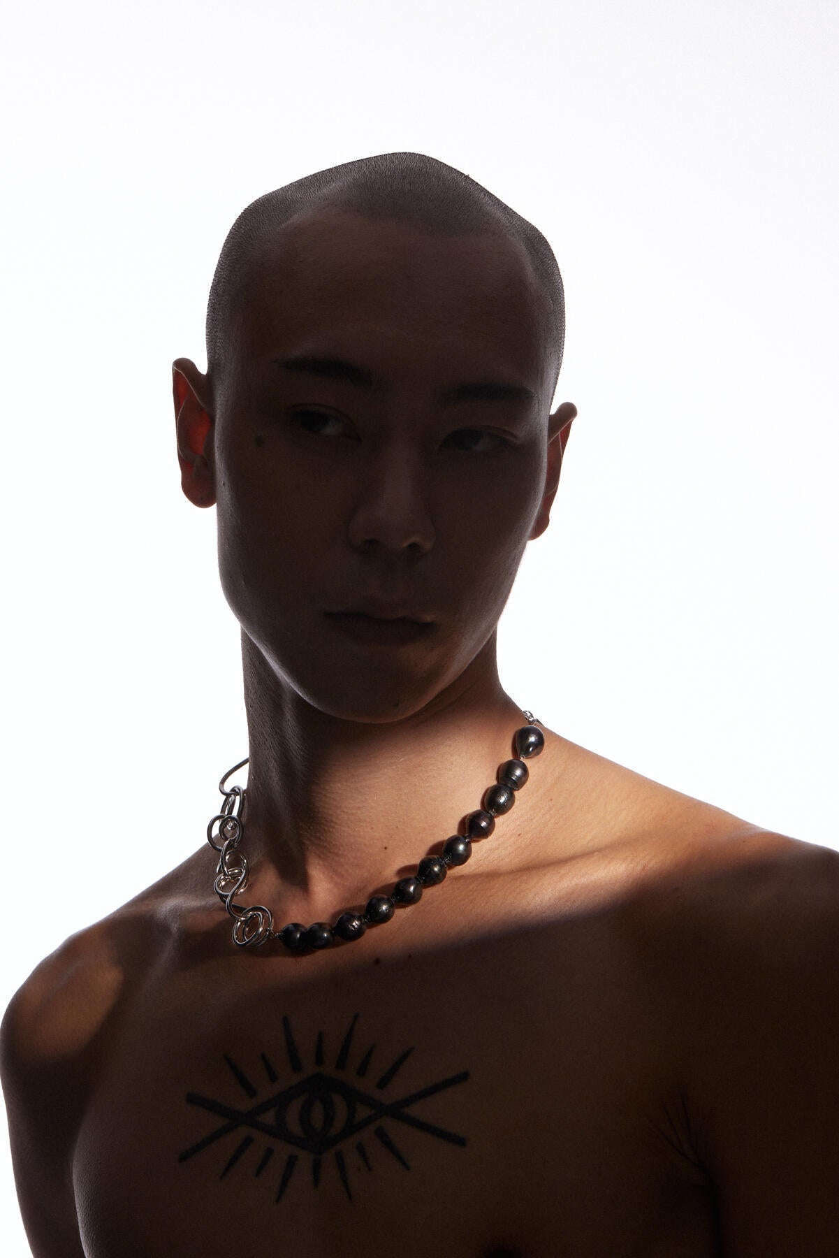 B213_Who's in Charge? - Necklace_L_05
