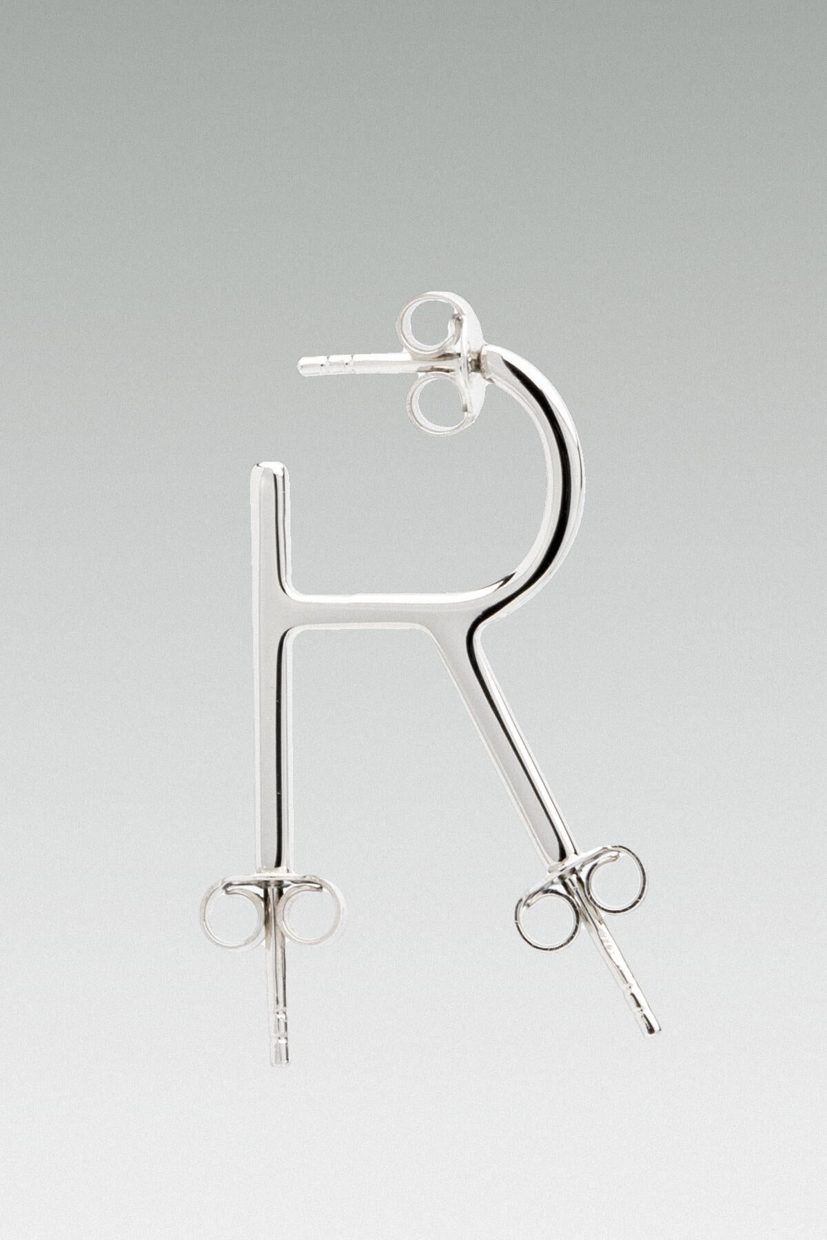 B213_R Alphabet Earring_L_01
