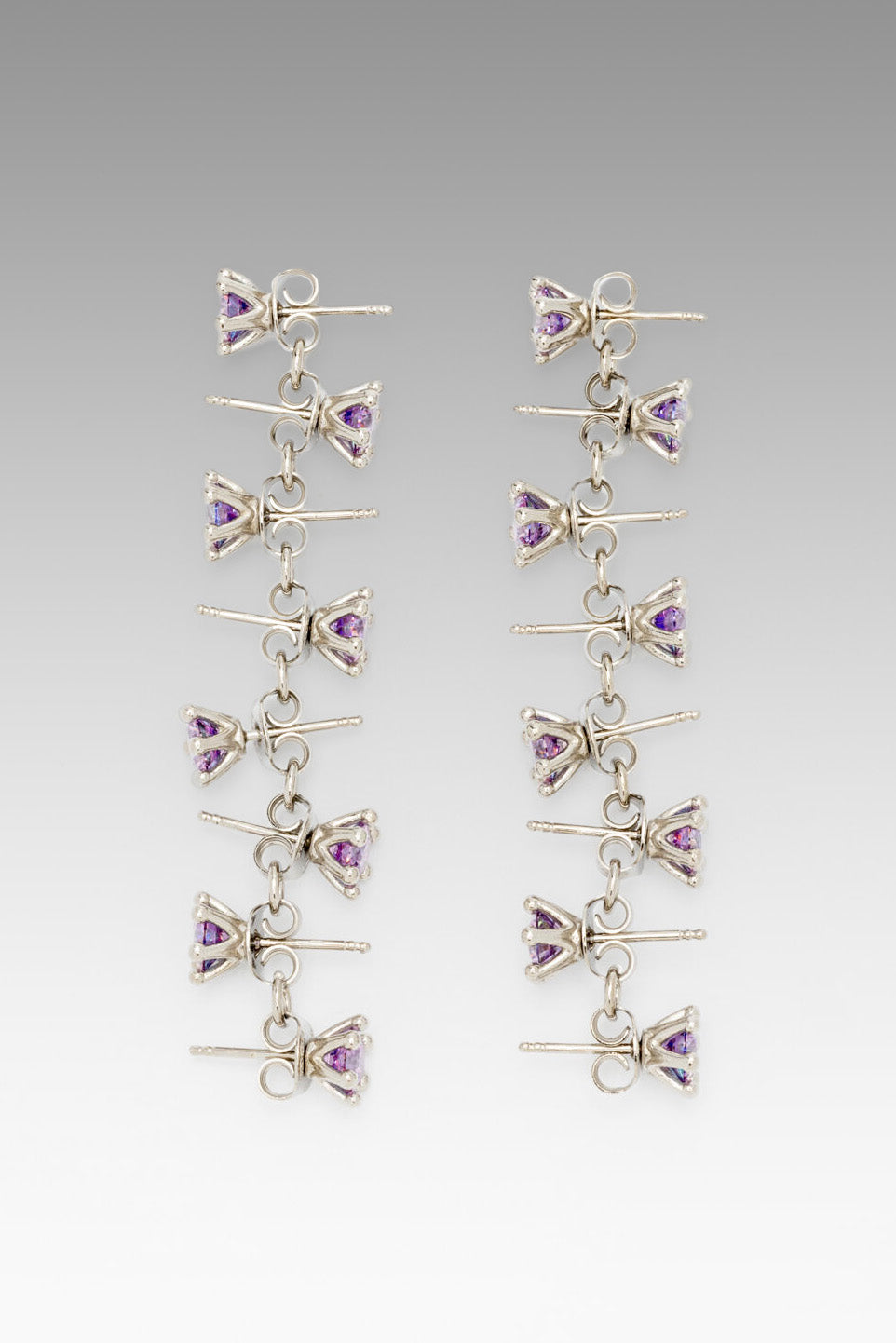 B213_Cascade Earrings_L_01