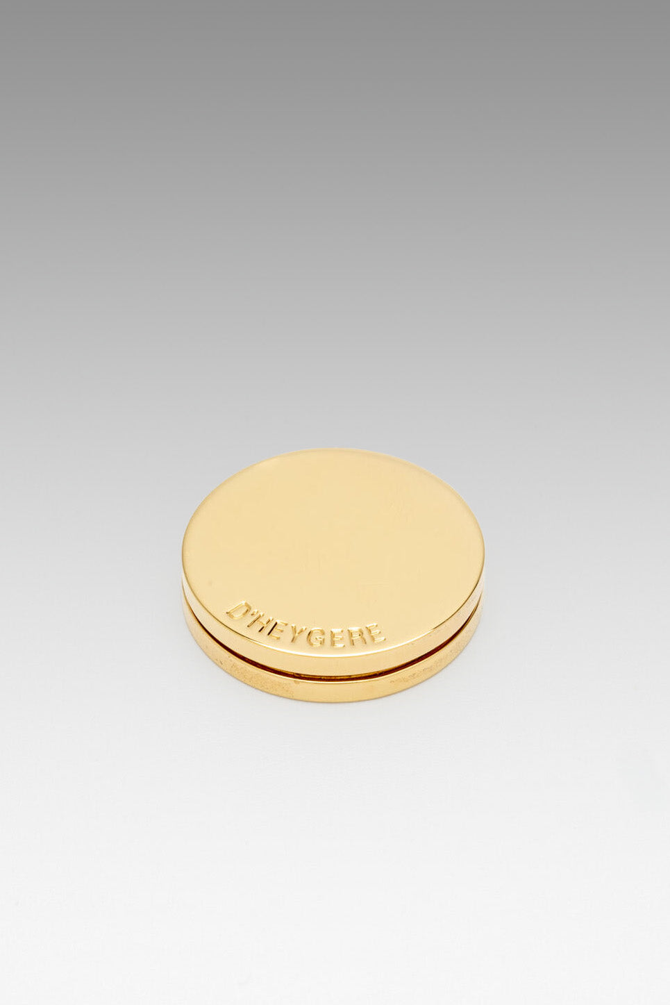 B213_Magnetic Brooch_L_01
