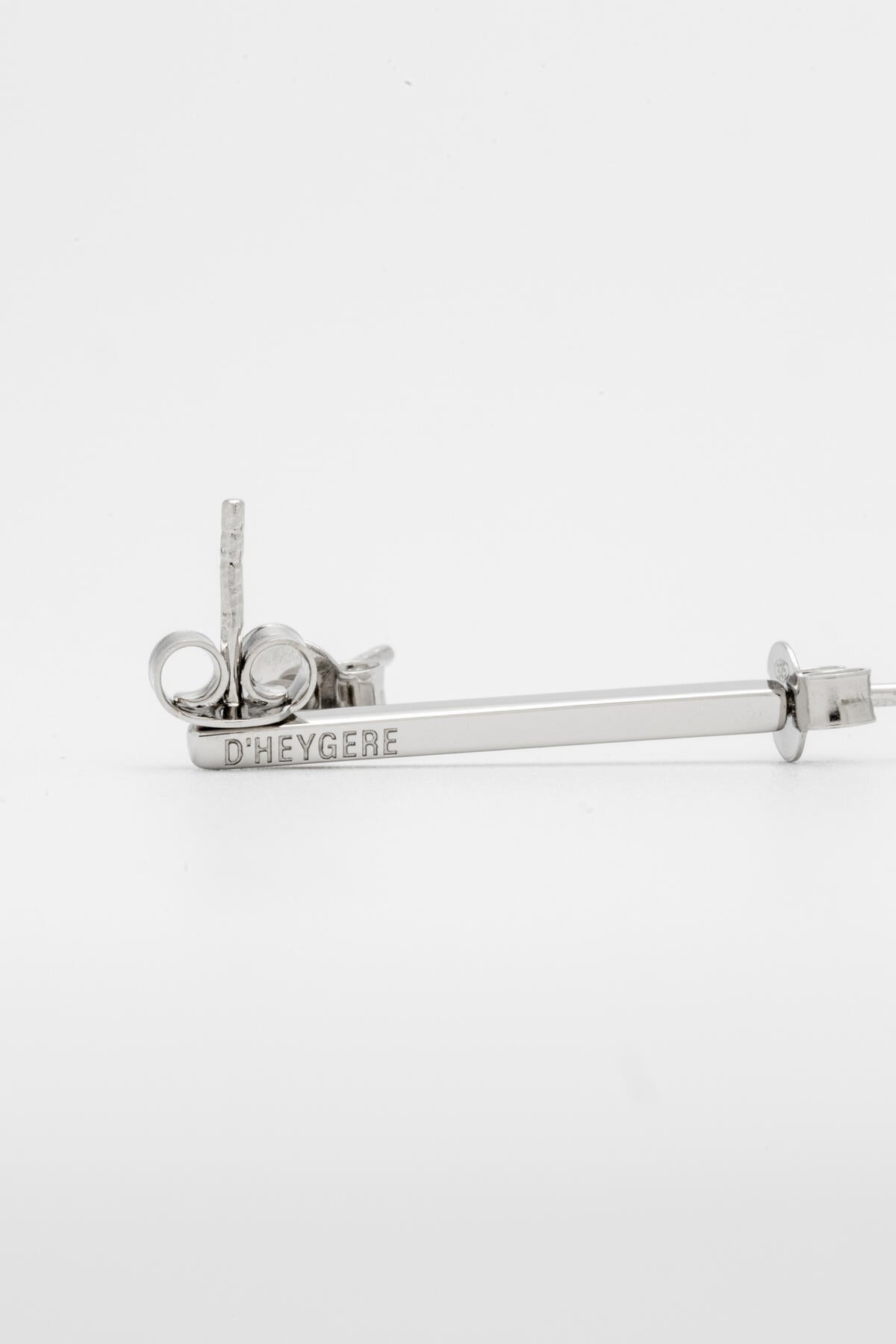 B213_1 Number Earring_L_04