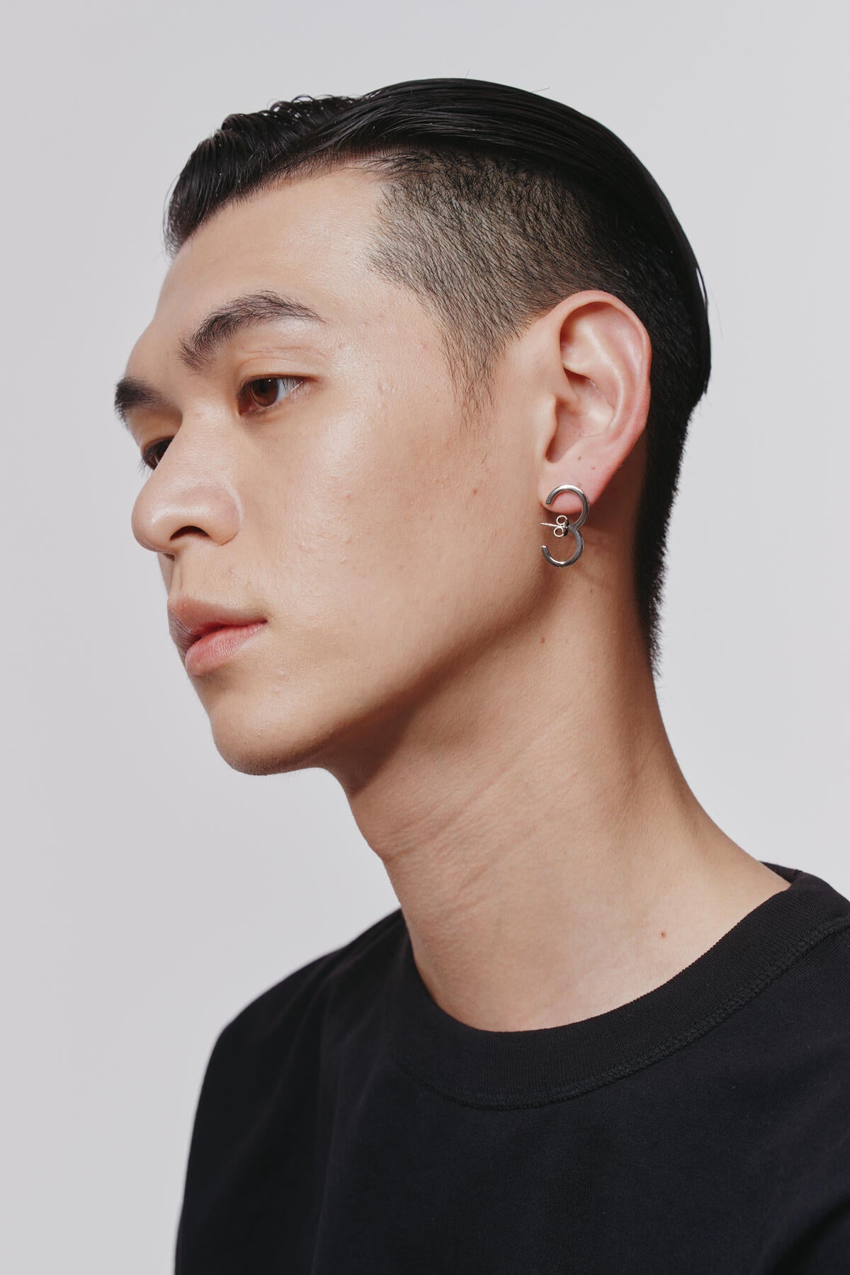 B213_3 Number Earring_L_01