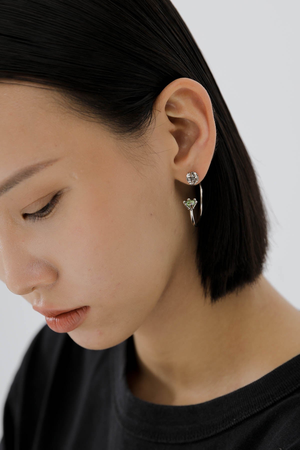 B213_Solitaire Hoops_L_02