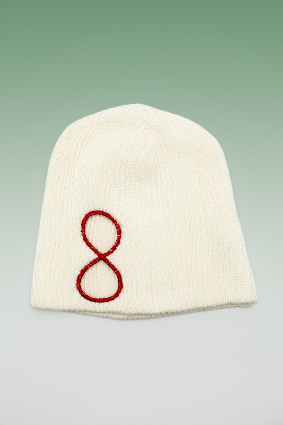 B213_White Beanie_L_01