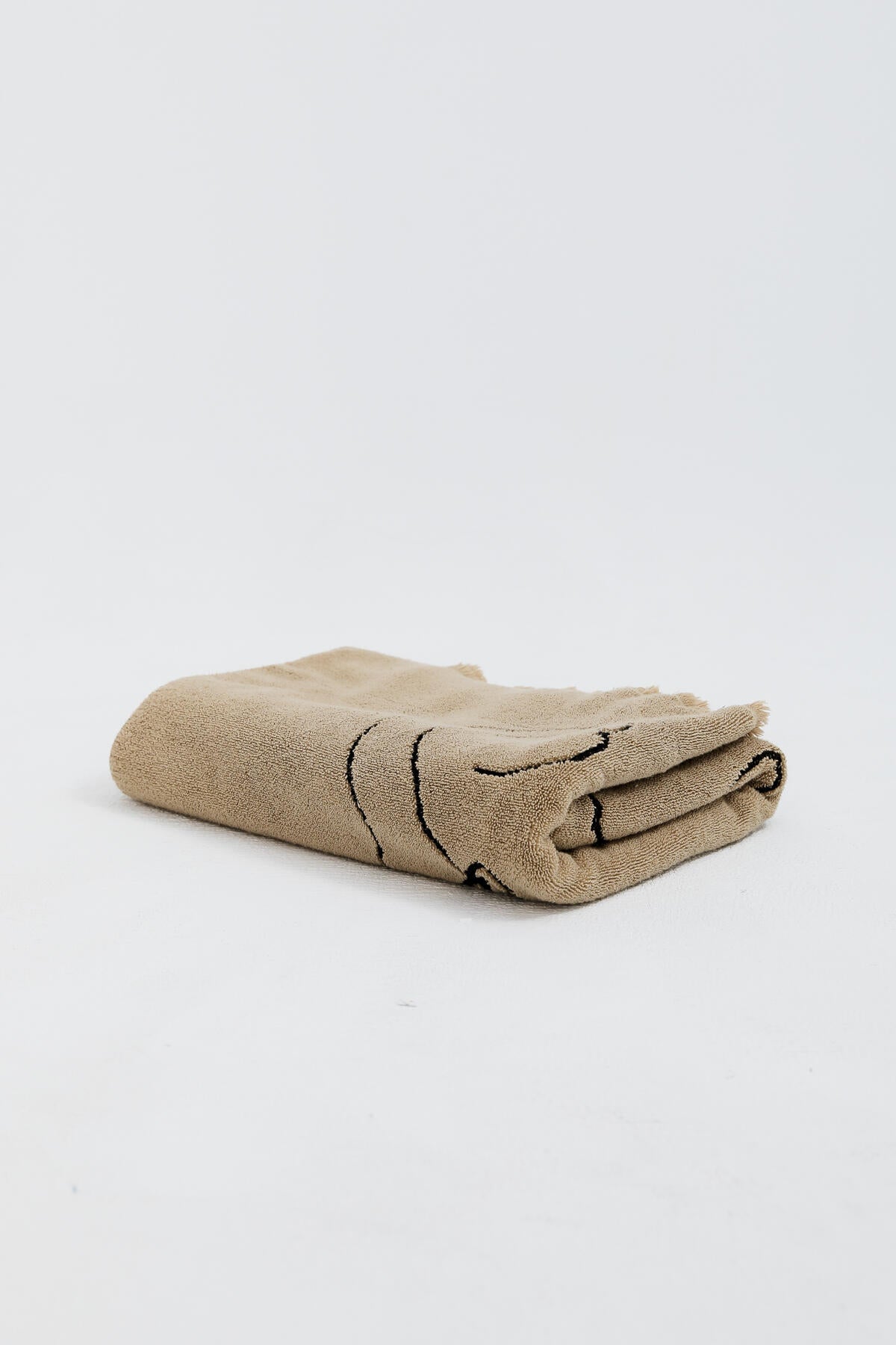B213_Hippocampus Sketch Beige Towel_L_02
