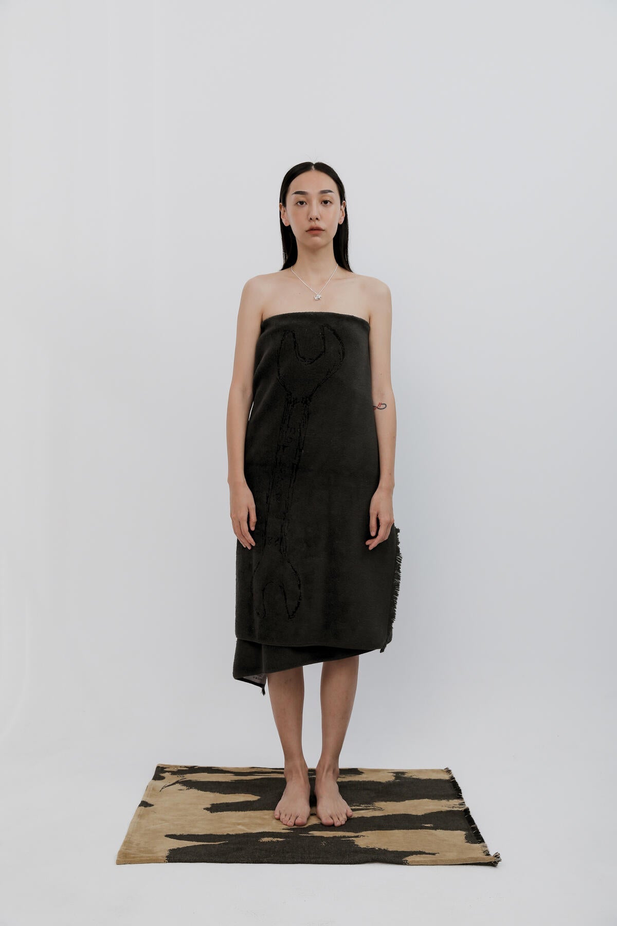B213_Pol Brand Tools Black Towel_L_02