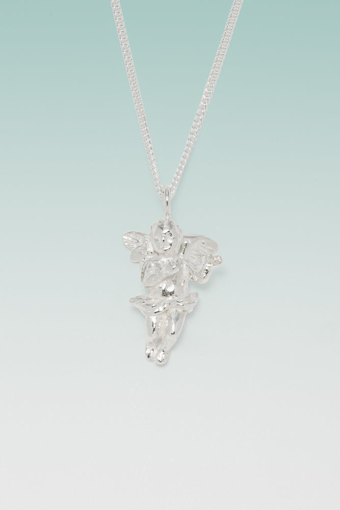 B213_Cherub Necklace_L_02