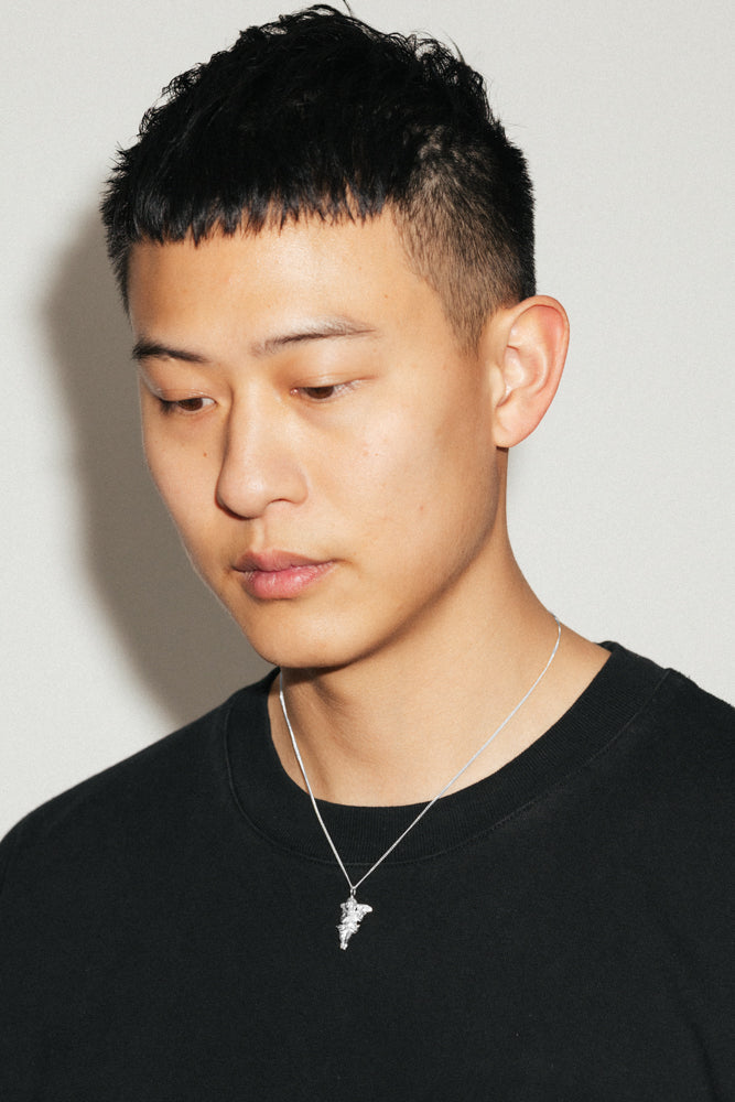 B213_Cherub Necklace_L_01