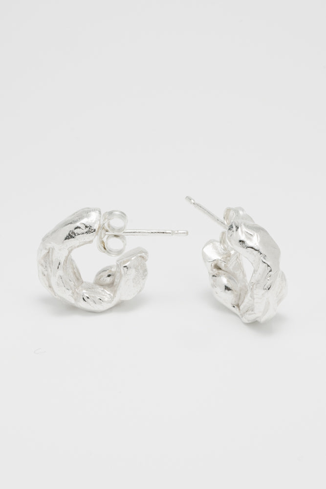B213_Drapery Mini Hoop Earrings_L_03