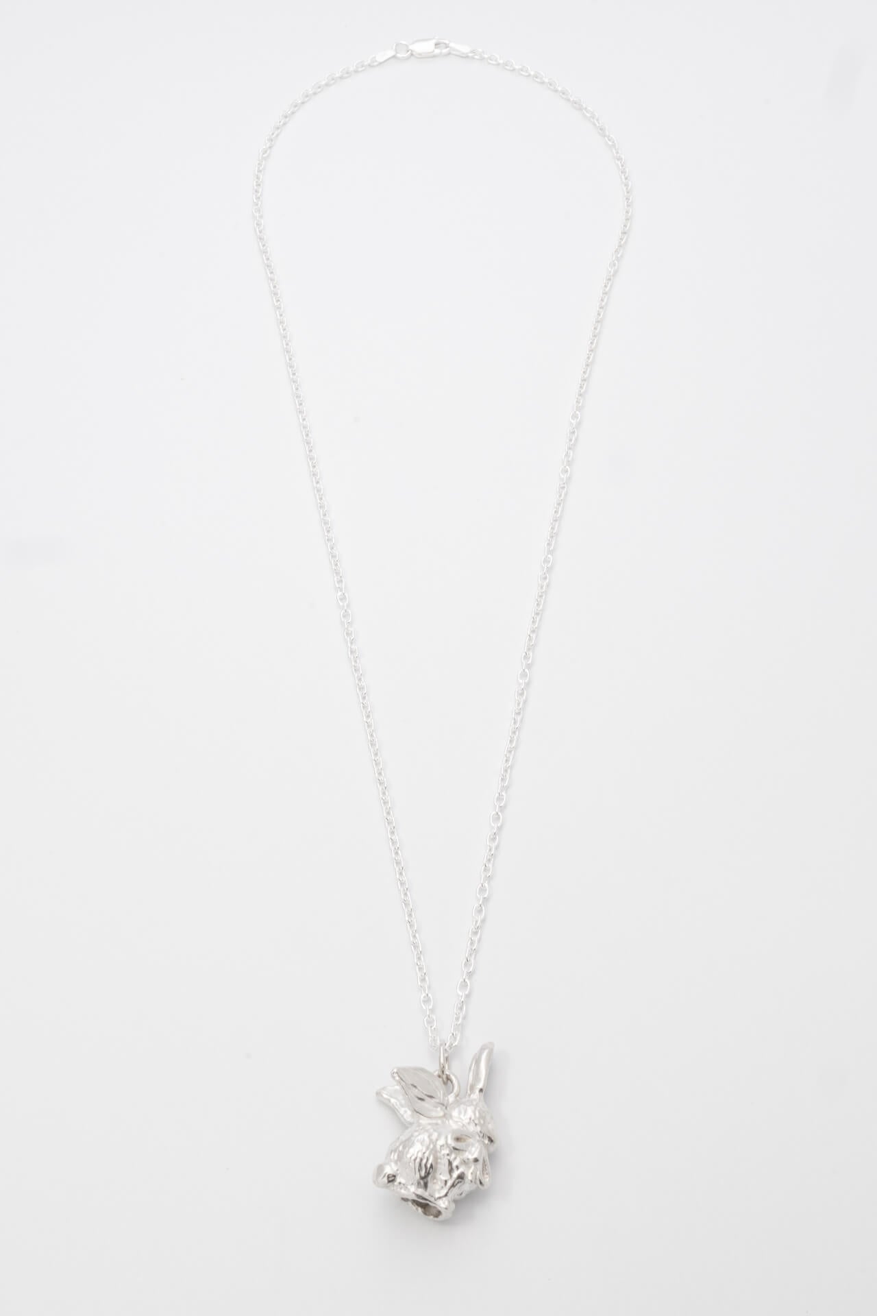 B213_Bunnykins Pendant Necklace_L_03