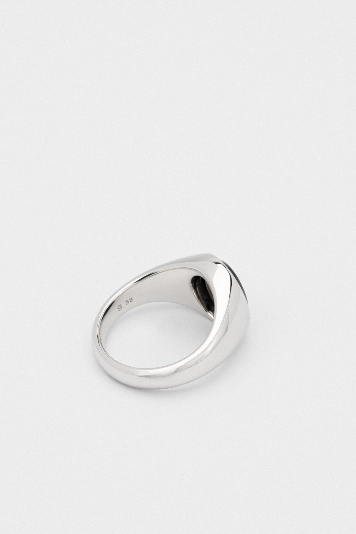 Lizzie Ring - Polished Onyx