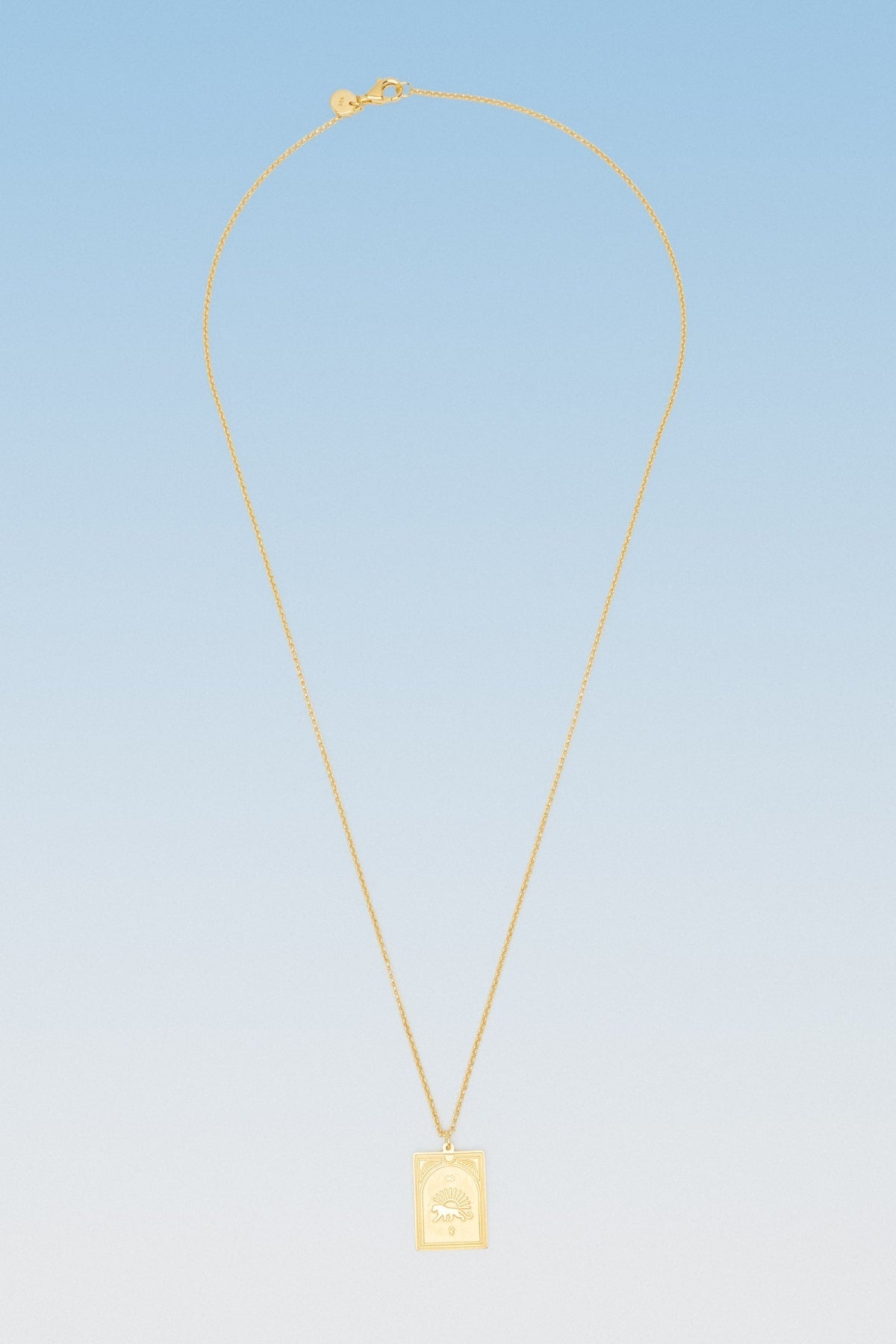 B213_Tarot Strength Pendant Gold Necklace_L_01